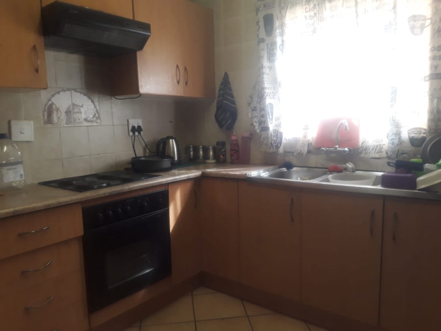 2 Bedroom Property for Sale in Oos Einde North West